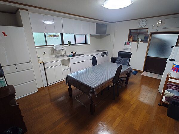 キッチンを拡大表示