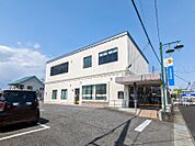 しののめ信用金庫中泉支店 463m