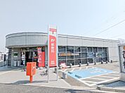 新町郵便局 705m