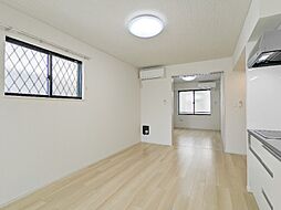 K-PLAZA II 1階1LDKのリビング/ダイニング