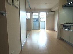 ディアコート B 2階1LDKのリビング/ダイニング