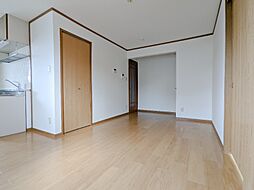 フォーシーズンズ A 1階2LDKのリビング/ダイニング