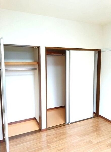 apartment 群馬県北群馬郡吉岡町大字漆原
漆原の賃貸情報を見る
物件地図