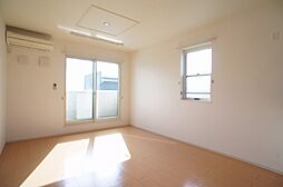 メゾンシュクレ II 2階2LDKのリビング/ダイニング