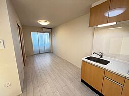 ヴィラ・ソレイユ B 2階1LDKのリビング/ダイニング