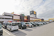 MEGAドン・キホーテUNY伊勢崎東店 5917m