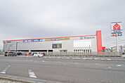 ヤマダデンキ テックランド伊勢崎東店 864m