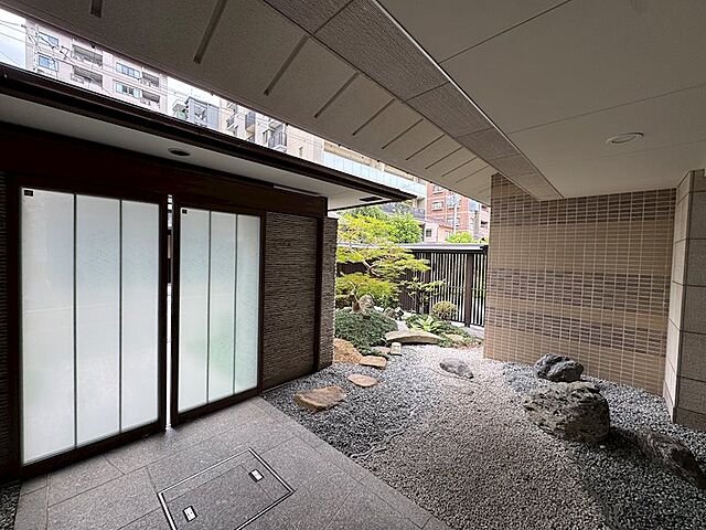 エントランス パークホームズ烏丸御池 2階/202