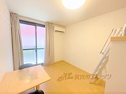 Osaka Metro中央線 高井田駅 徒歩4分の賃貸アパート 4階1Kのリビング/ダイニング