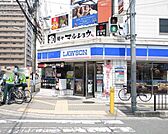 ローソン江坂公園前店 徒歩4分。 300m
