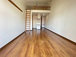 第2ファニー幸 3階ワンルームのリビング/ダイニング