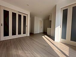 Regalest-N 3階2LDKのリビング/ダイニング