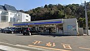 ローソン広島女学院大学前