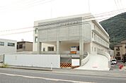 病院「医療法人長久堂野村病院まで1481ｍ」