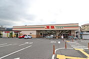 スーパー「万惣矢野南店まで1501ｍ」