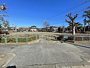 公園 100m さつき3号児童公園