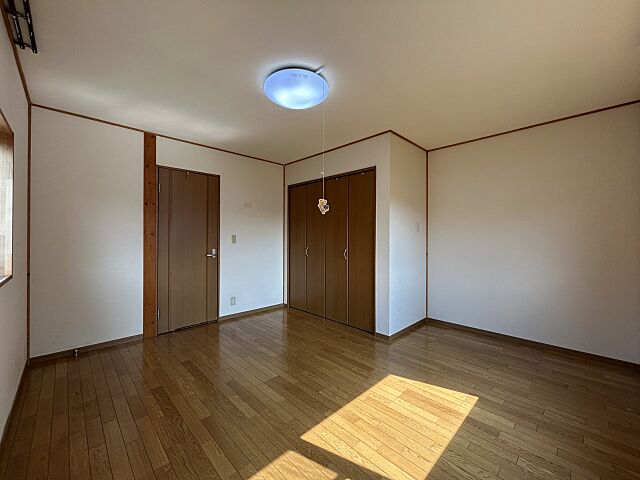 洋室 伊勢崎市東小保方町