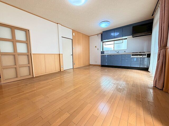 リビング/ダイニング 前橋市天川原町2丁目