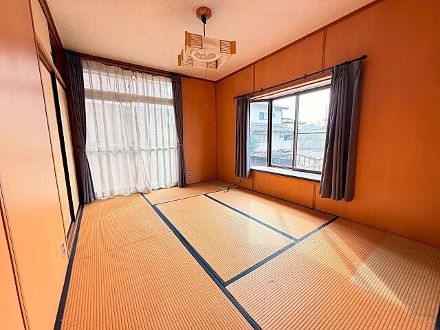 和室 前橋市天川原町2丁目