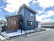 【外観】おしゃれな落ち着いた雰囲気の外観♪