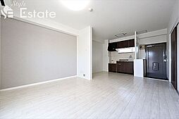 小林ビル 4階1LDKのリビング/ダイニング