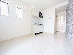 ソリッド春岡 3階1LDKのリビング/ダイニング