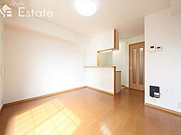 サンローレル 2階1LDKのリビング/ダイニング