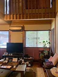 居間