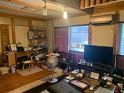 居間