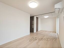 近鉄奈良線 新大宮駅 徒歩18分の賃貸アパート 3階2LDKのリビング/ダイニング