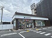 ファミリーマート　奈良尼辻店まで110メートル