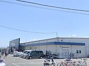 スーパーセンタートライアル　東九条店まで650メートル
