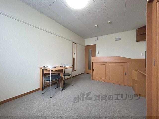 室内