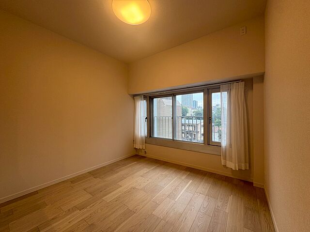 リビング/ダイニング レジェンド新宿 4階/-