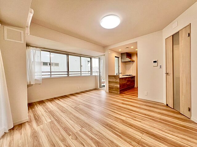 リビング/ダイニング グランドメゾン戸山 3階/-