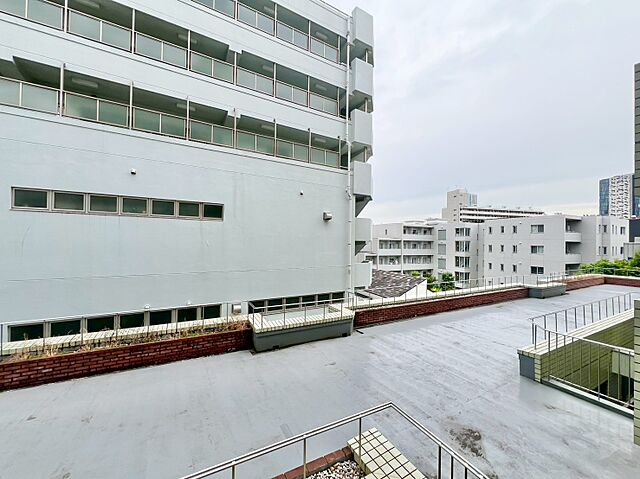 バルコニー グランドメゾン戸山 3階/-