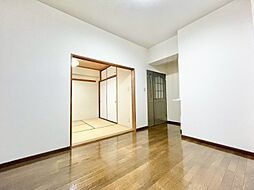 居間