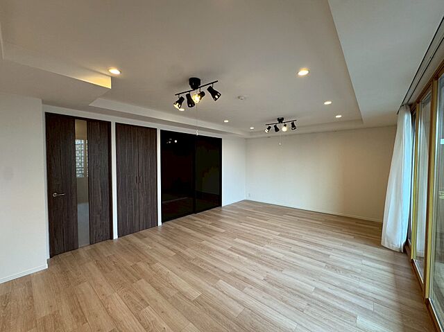 室内 クリオ川崎駅前本町壱番館 11階/-