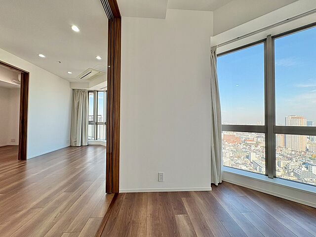 リビング/ダイニング 富久クロス　コンフォートタワー 34階/-