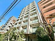 飽きのこないシンプルモダンな外観です。