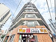 飽きのこないシンプルモダンな外観です。
