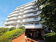 飽きのこないシンプルモダンな外観です。