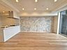 リビング/ダイニング：落ち着いた雰囲気に包まれて、伸びやかな空間。