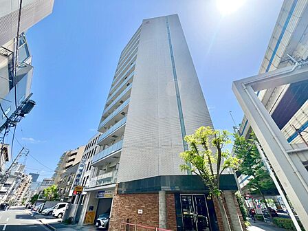 飽きのこないシンプルモダンな外観です。