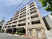 飽きのこないシンプルモダンな外観です。