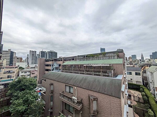 バルコニーを拡大表示