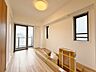子供部屋：清かで艶やかな時間をもたらしてくれる室内です。