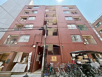外観:飽きのこないシンプルモダンな外観です。 外観:飽きのこないシンプルモダンな外観です。