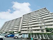 飽きのこないシンプルモダンな外観です。