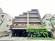 飽きのこないシンプルモダンな外観です。